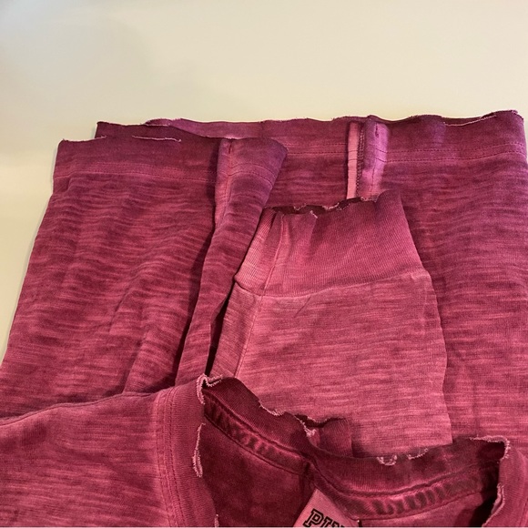 PINK Victoria's
Secret Distressed
Long Sleeve Tee
NWT - Picture 4 of 4